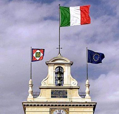 Il Tricolore compie 228 anni .  Buon compleanno al vessillo degli italiani 